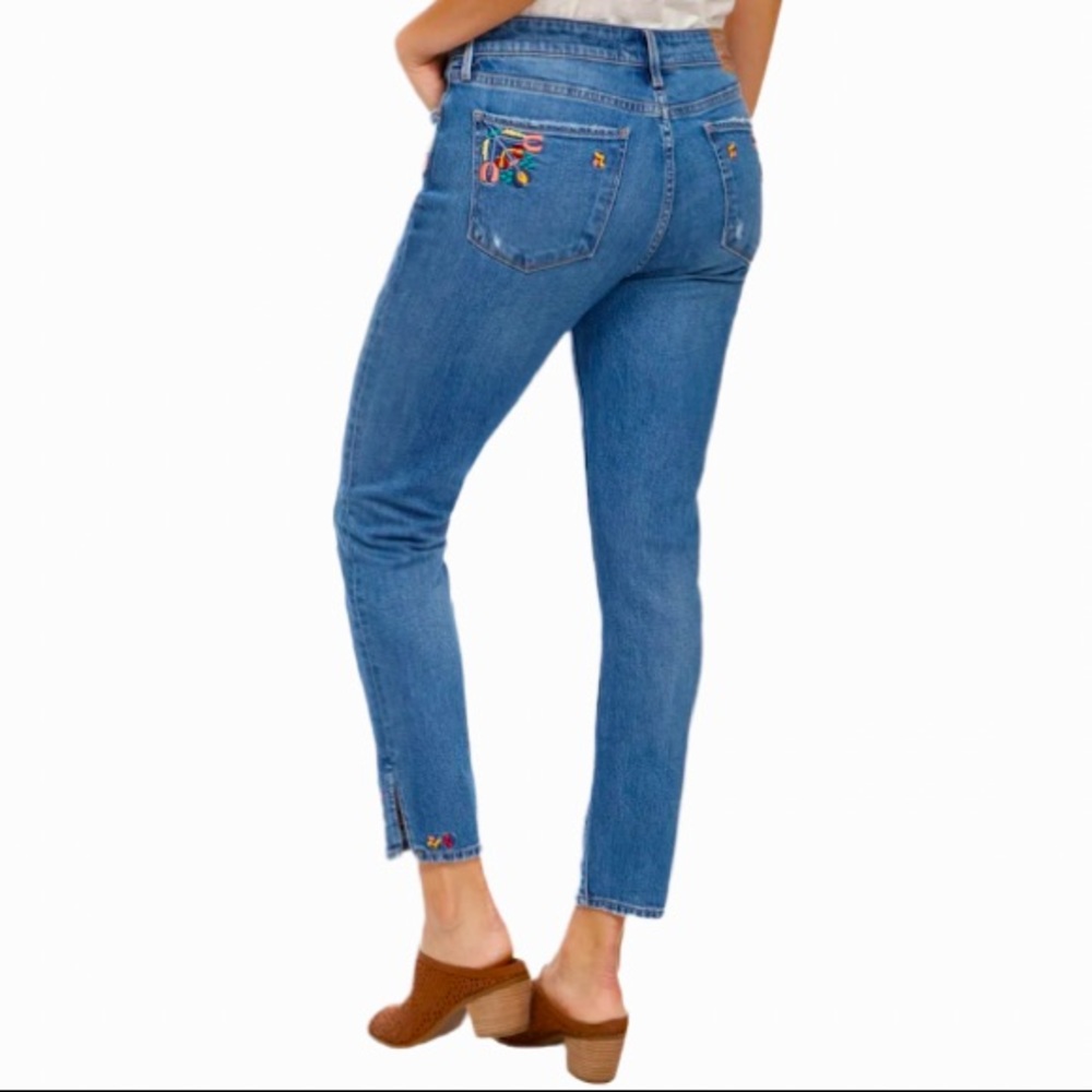 Lucky Brand Vintage Ava Embroidered Distressed Jeans - 4/27 - Picture 3 of 16